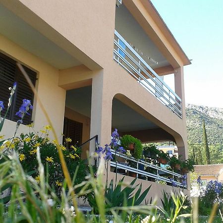 Apartment Davidovic Тиват Номер фото