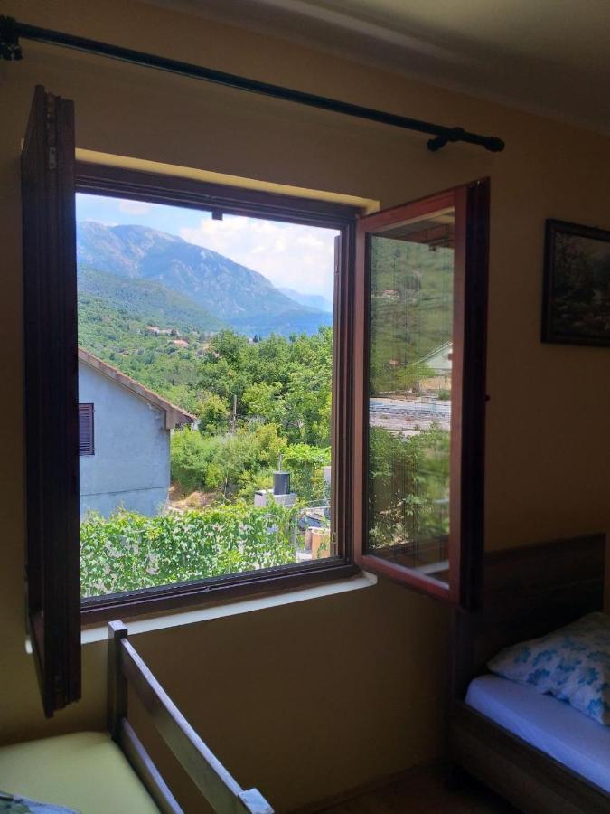 Apartment Davidovic Тиват Екстер'єр фото