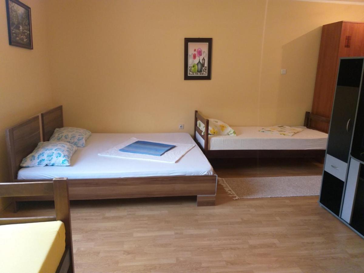 Apartment Davidovic Тиват Екстер'єр фото